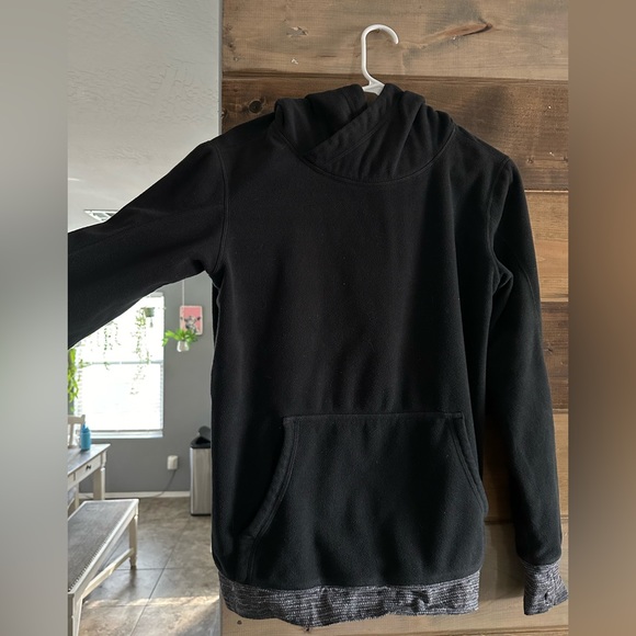 Lululemon black fleece hoodie size women’s 10 - Picture 2 of 5